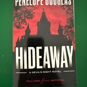 Hideaway by Penelope Douglas Book